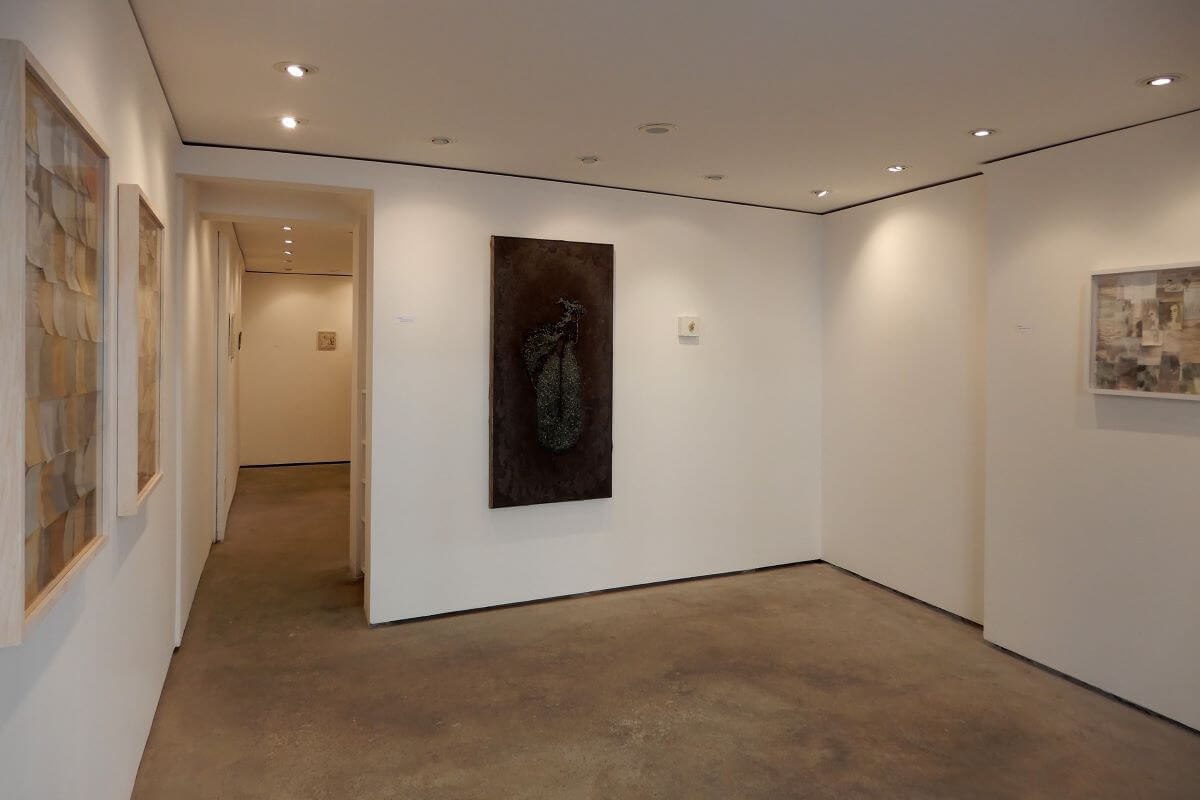 Foto dell'interno della galleria niArt Gallery.